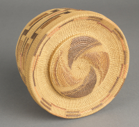 Tlingit%20artist%2C%20%3Cb%3E%3Ci%3E%20Woman%27s%20Work%20Basket%3C%2Fi%3E%3C%2Fb%3E%2C%20ca.%201900%2C%20spruce%20root%2C%20Museum%20Purchase%3A%20Indian%20Collection%20Subscription%20Fund%2C%20Rasmussen%20Collection%20of%20Northwest%20Coast%20Indian%20Art%2C%20no%20known%20copyright%20restrictions%2C%2048.3.771A%2CB